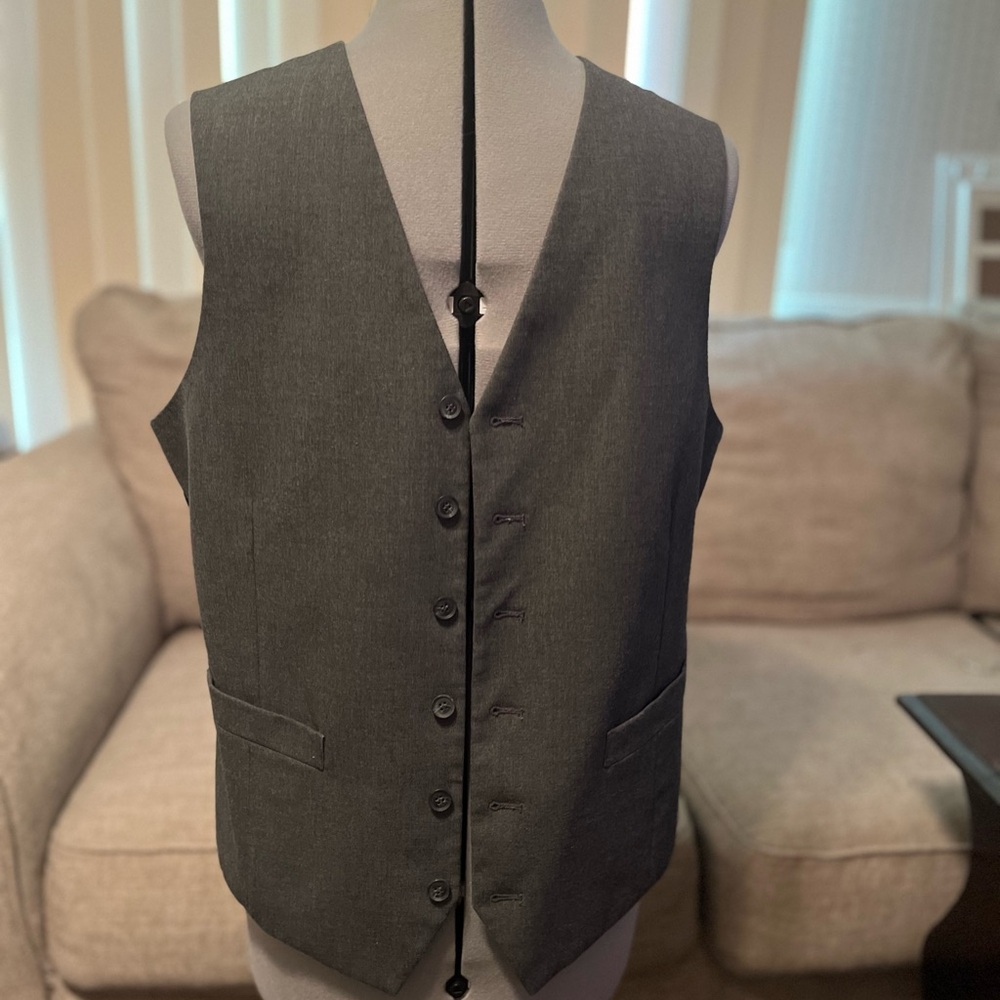 Men's Gray Vest